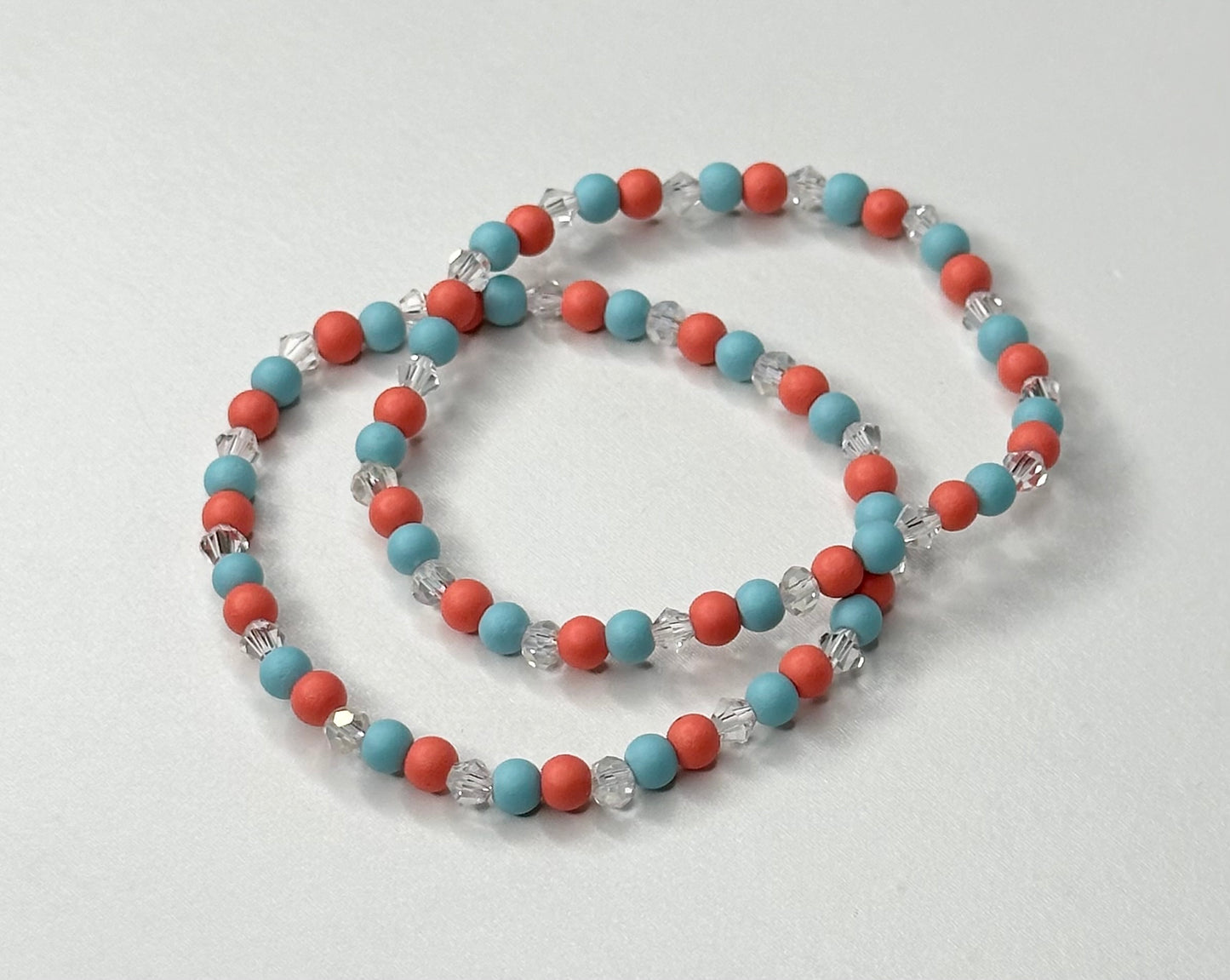Set of 2 beautiful bracelets