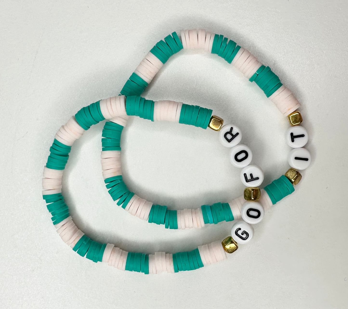 Set of 2 bracelets