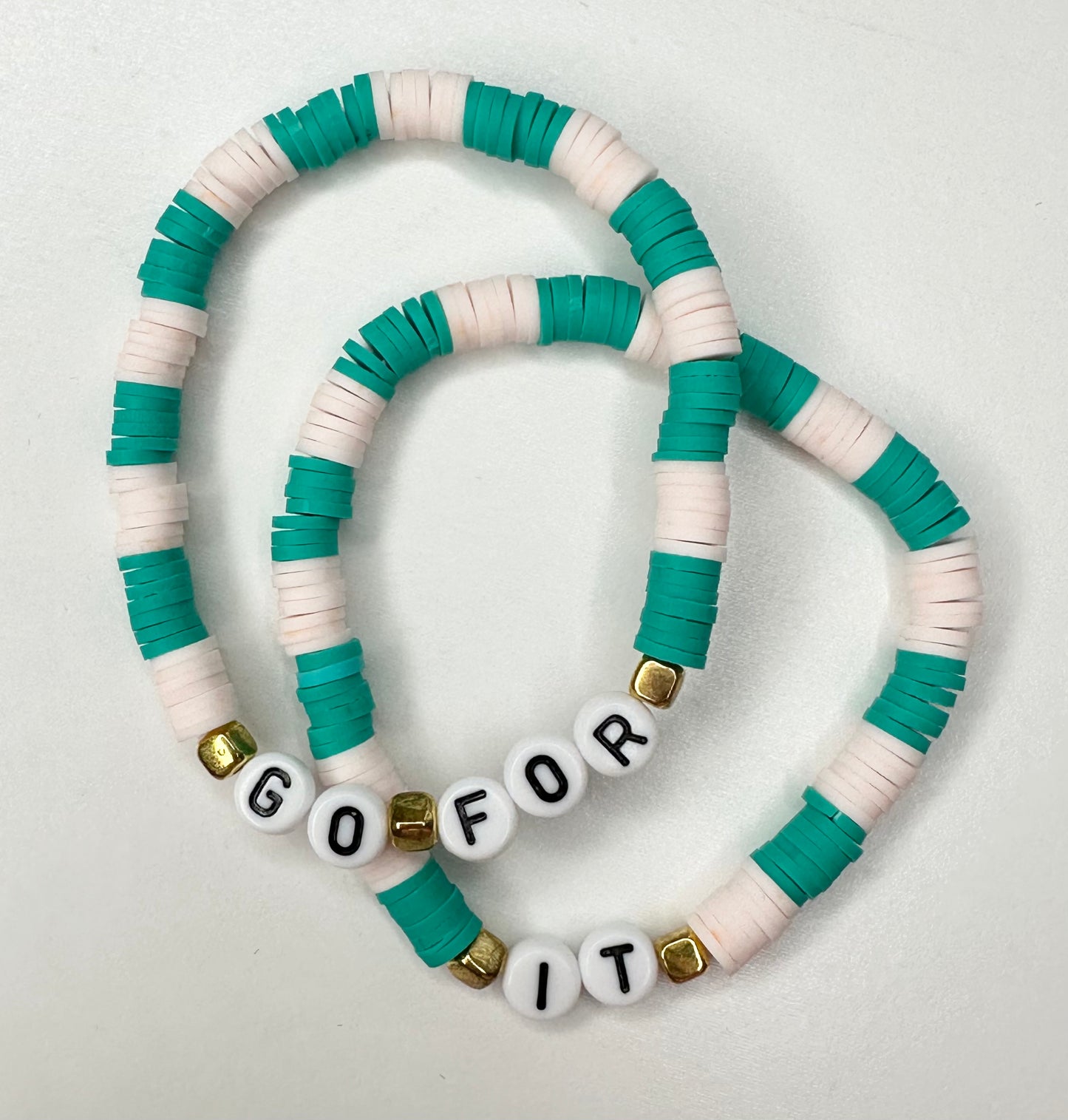 Set of 2 bracelets