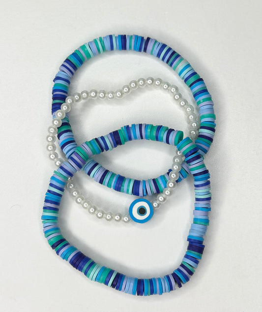 Set of 3 beautiful bracelets