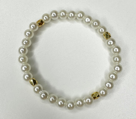 Pearl bracelet